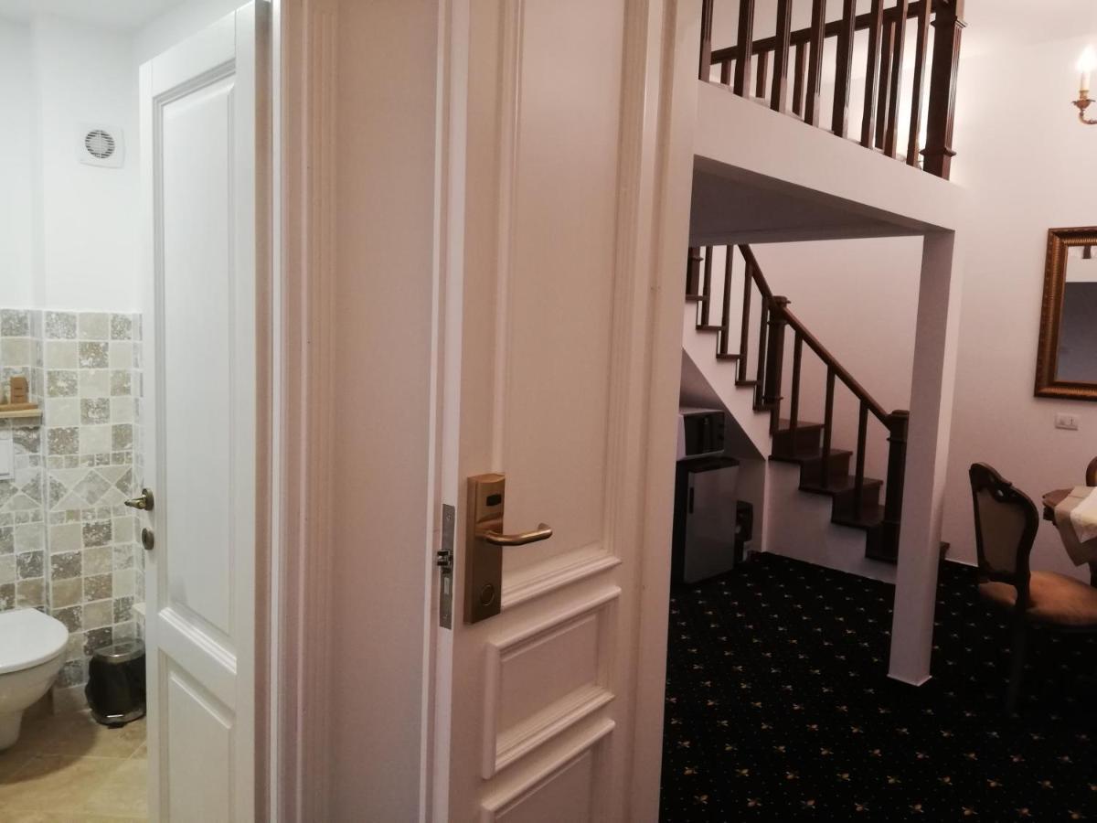 Weiss Little Palace Braşov Eksteriør bilde